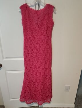 Fitted Hot Pink Lace Maxi Dress — Sleeveless Evening Gown
